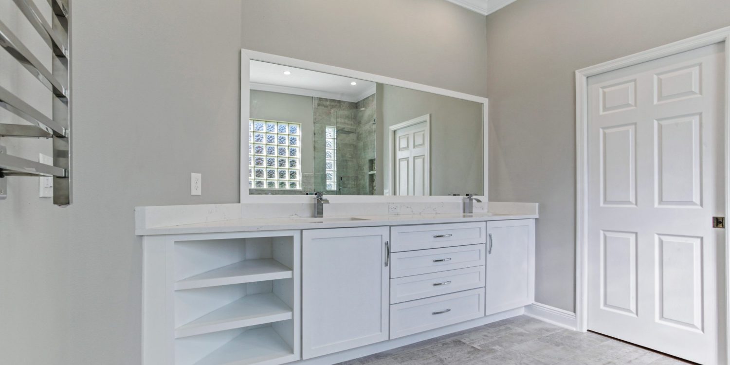 KaufmannCo-Jaimies-Bathroom-11-scaled